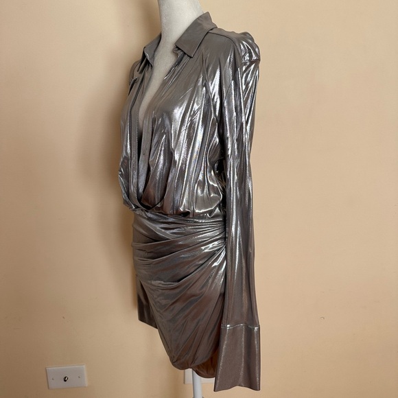 GAUGE81 Naha Metallic Mini Dress in Metallic Silver - Picture 6 of 14